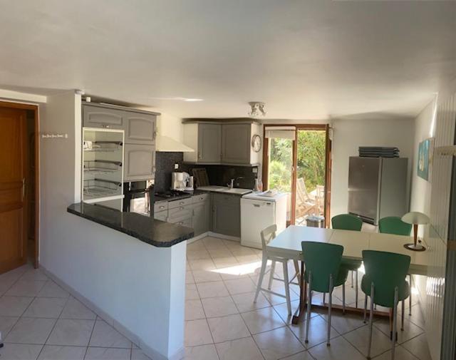 Joli Rez-De-Villa 80 M2 Proche Mer Carqueiranne Zewnętrze zdjęcie
